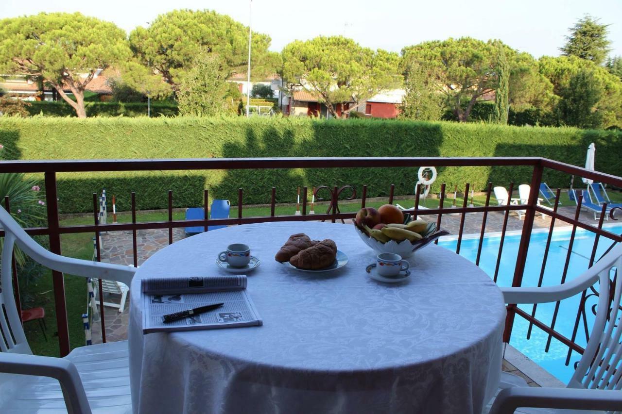 Residence Degli Ulivi Sirmione Exteriér fotografie